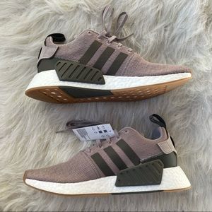 Adidas NMD_R2 Vapor Grey Sneakers (Beige)